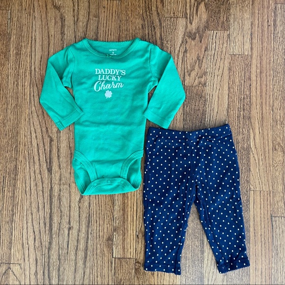 Carter’s St Patrick’s Onesie - Picture 3 of 6